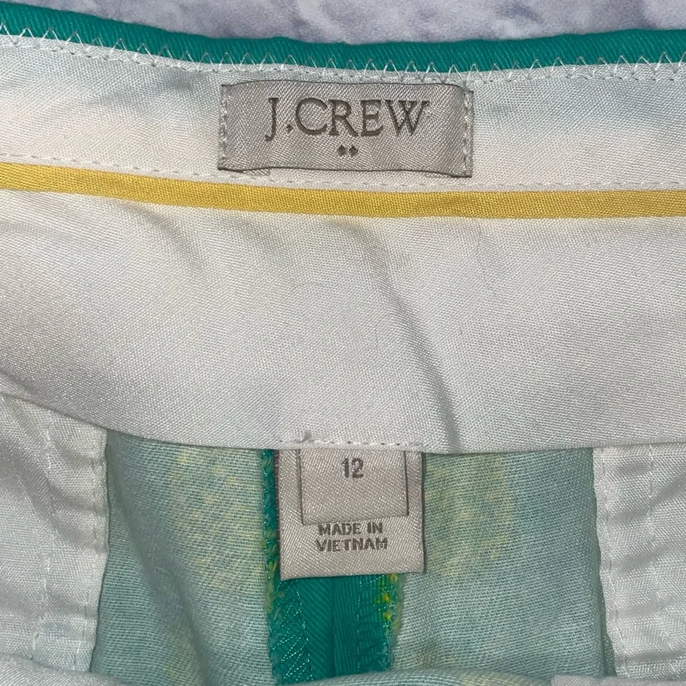 J. Crew 3” Printed Shorts Green Pineapple Print Women Shorts